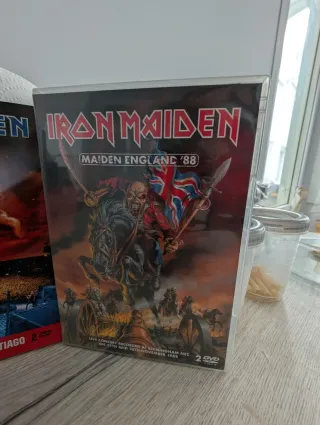 DVDs Iron Maiden Heavy Metal En buen estado