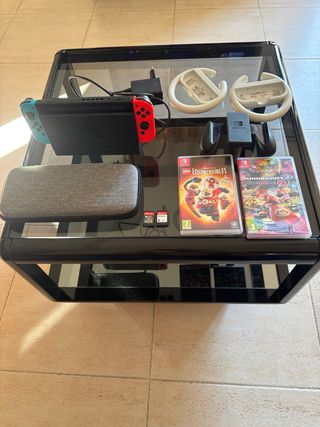 Nintendo Switch + Accesorios y Juegos