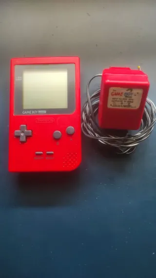 Nintendo Game Boy Pocket Rosso