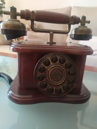 Teléfono Antiguo Madera y Bronce