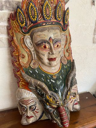 Antigua talla de madera decorativa