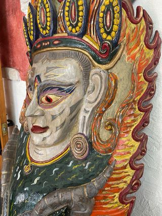 Antigua talla de madera decorativa