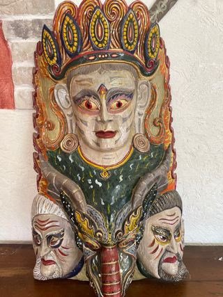 Antigua talla de madera decorativa