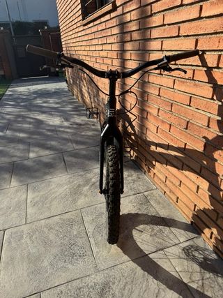 Bicicleta Trial BREETH