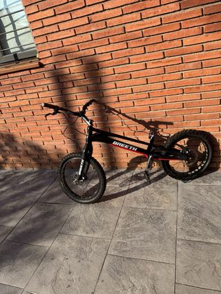 Bicicleta Trial BREETH
