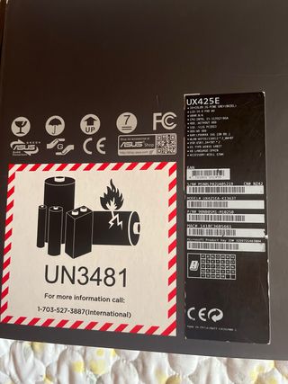 Portátil Asus Zenbook Negro/Gris