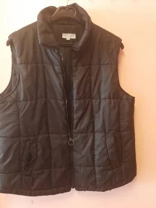 Chaleco acolchado negro