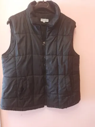 Chaleco acolchado negro