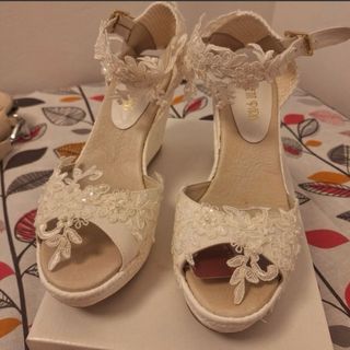 Zapatos de Novia Le Petit Paris Blancos