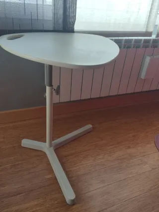 Tavolo ausiliario bianco IKEA