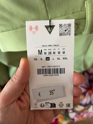 TRAJE ZARA VERDE OVERSIZE SIN ESTRENAR