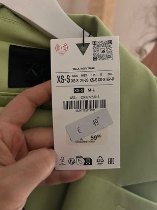 TRAJE ZARA VERDE OVERSIZE SIN ESTRENAR