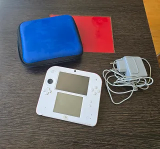 Nintendo 2DS Blanca y Roja