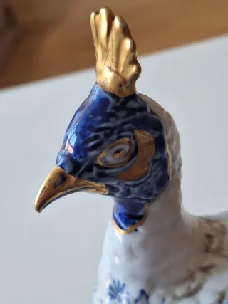 Figura Pavo Real Porcelana Azul y Oro