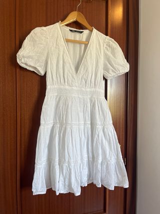 Vestido blanco Zara corto manga abullonada T.XS