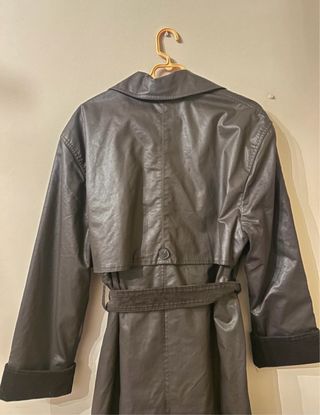 Trench Zara encerado pana