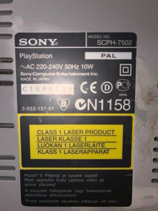 PlayStation 1 SCPH-7502