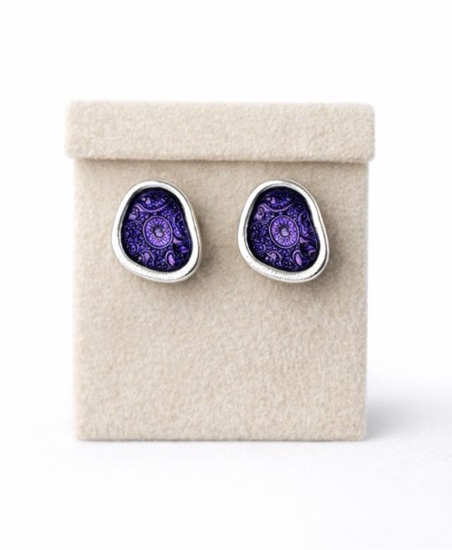 Pendientes minimalistas baño de plata y morados