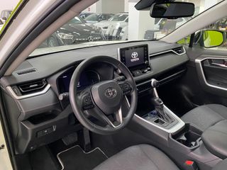 Toyota RAV4 Advance 4x2 2.5 220H HEV Espectacular!