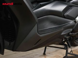 YAMAHA X-MAX 300