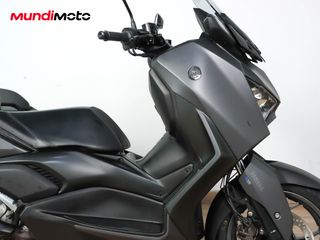 YAMAHA X-MAX 300