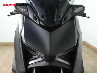 YAMAHA X-MAX 300