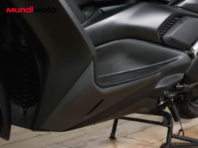 YAMAHA X-MAX 300