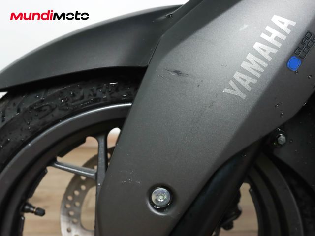 YAMAHA X-MAX 300