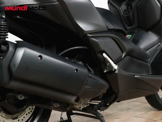 YAMAHA X-MAX 300