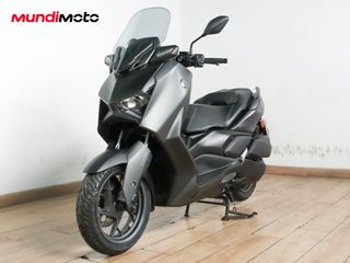 YAMAHA X-MAX 300