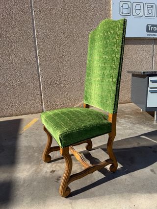 6 Sillas antiguas tapizadas terciopelo.