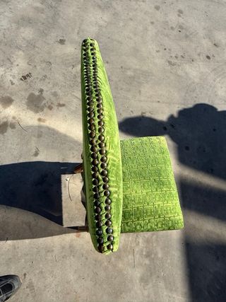 6 Sillas antiguas tapizadas terciopelo.