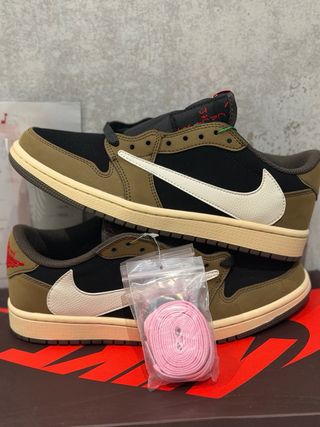 Air Jordan 1 Low Travis Scott "Dark Mocha" OG