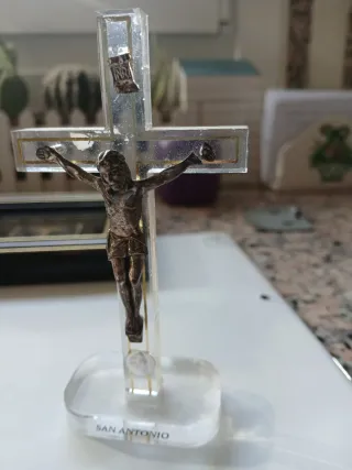 Objetos religiosos varios