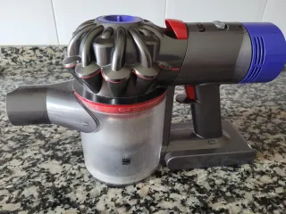 Aspirapolvere Dyson V8 Animal+