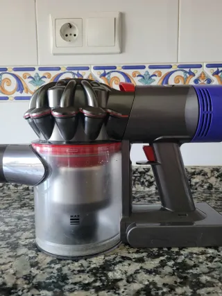 Aspirapolvere Dyson V8 Animal+