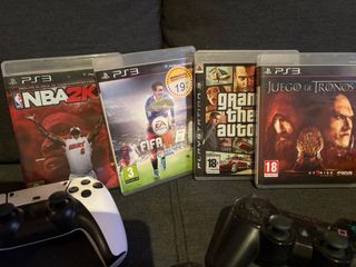 Consola PS5 con 4 juegos y 4 mandos