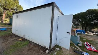 Caseta de obra en buen estado