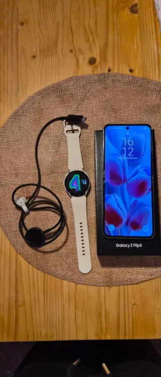 Pack Samsung Z Flip 5 512GB + Watch 6