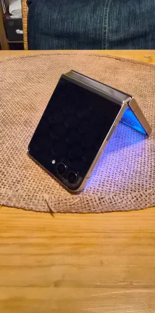 Pack Samsung Z Flip 5 512GB + Watch 6