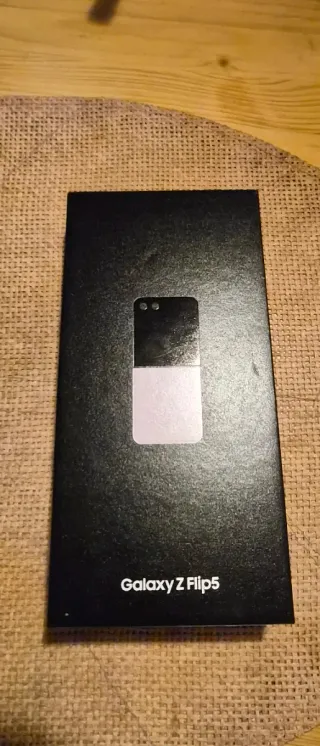 Pack Samsung Z Flip 5 512GB + Watch 6