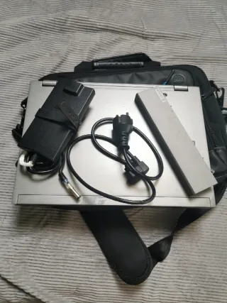 Dell Latitude E6410 Portátil