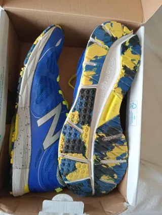 Zapatillas Adidas Clásicas Blancas Marrones