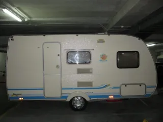 Caravana con aire acondicionado y mover etc