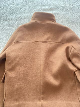 Abrigo Mango cuello embudo talla XS sin estrenar