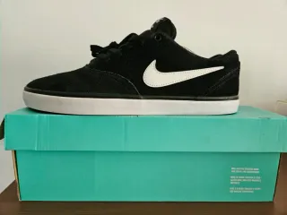 Nike SB Zapatillas Negras Blancas