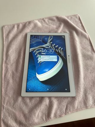 Tablet Lenovo Blanca