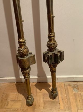 Pareja de postes de cama antiguos (bronce)