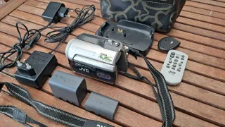 Cámara JVC HDD Everio 40GB Plata/Negra