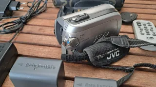 Cámara JVC HDD Everio 40GB Plata/Negra